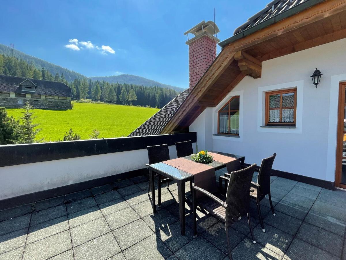 Ferienhaus Alpenblick Krakauschatten Eksteriør bilde