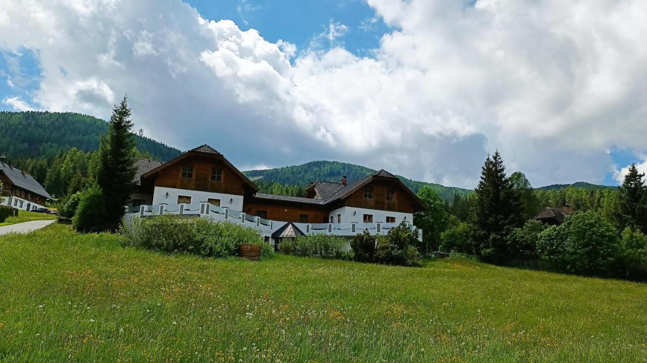 Ferienhaus Alpenblick Krakauschatten Eksteriør bilde